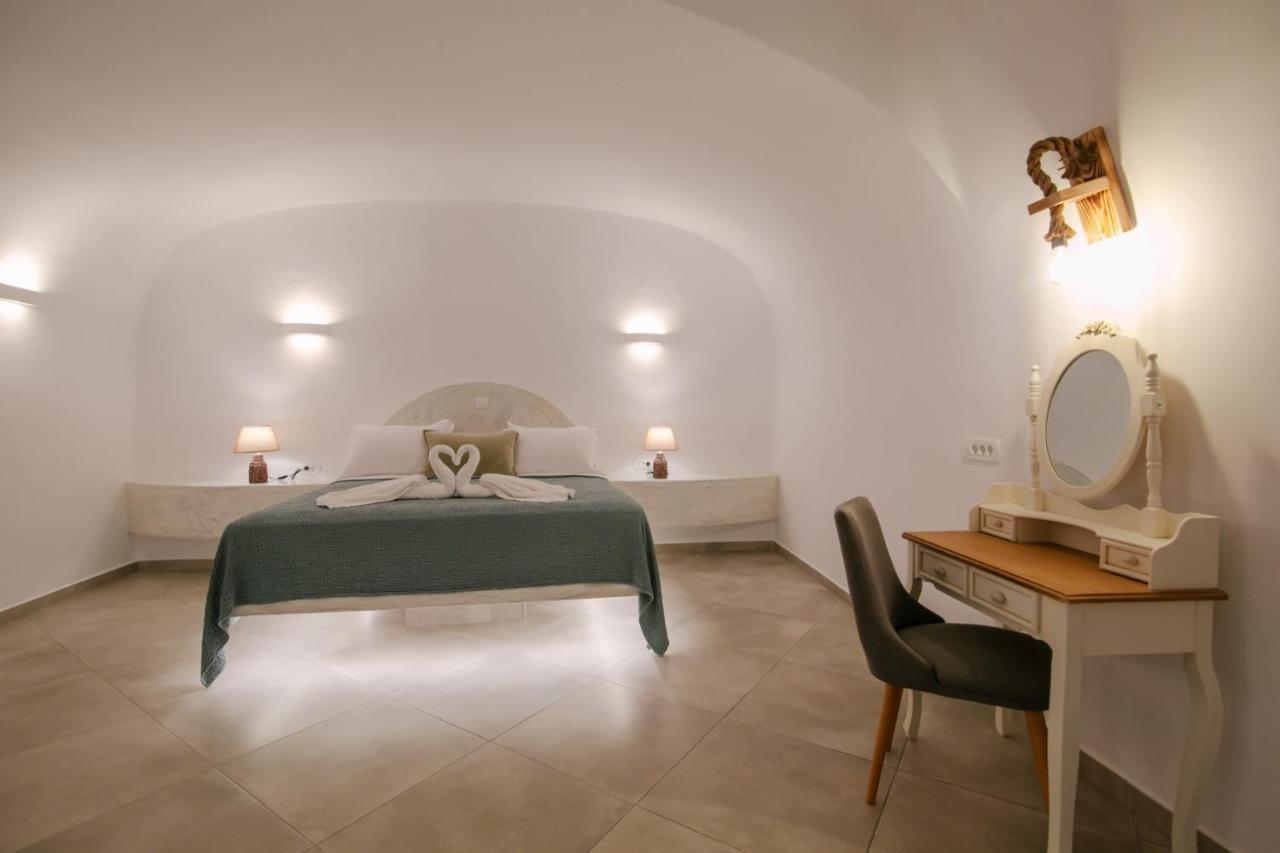 Sun Angelos Oia - Luxury Cave Suites Eksteriør billede